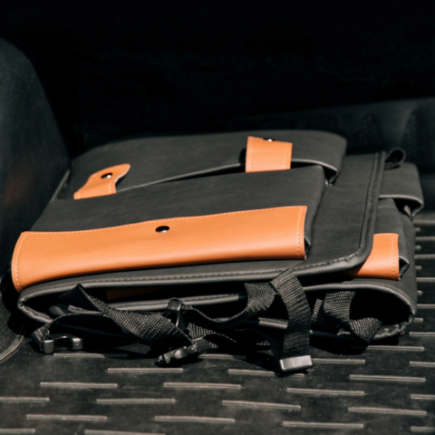 Organizator Scaun Auto — Depozitare Practică și Multifuncțională