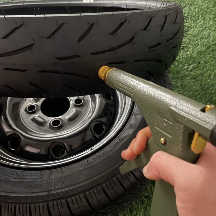 Snabbreparationssats för däck — Säkerhet och effektivitet under transport