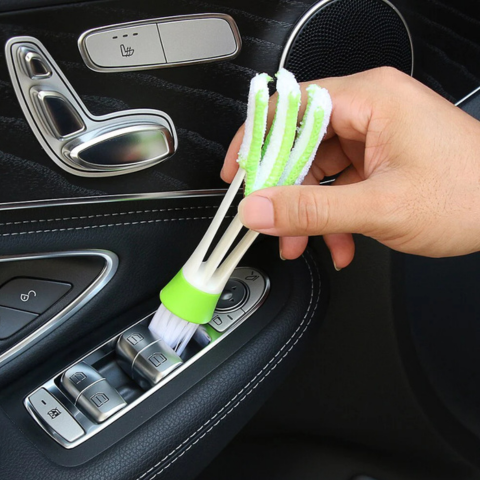 Čistiaca kefa na auto – špeciálne pre aerátory 2-v-1 