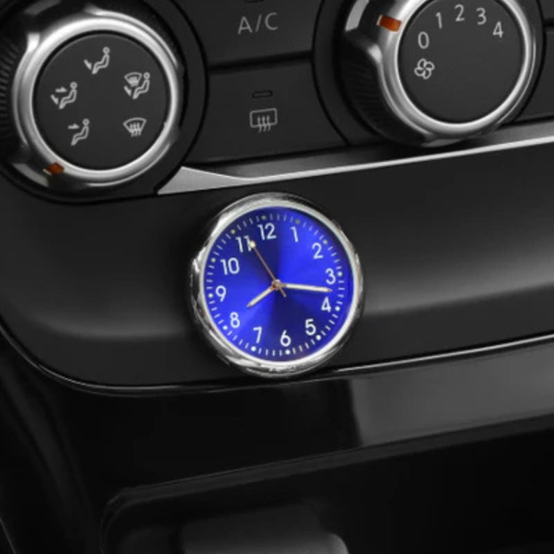 Mini Hodiny Auto – Jasný Analógový Displej A Jednoduchá Montáž 