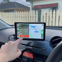 Autós multimédiás rendszer - HD képernyő és vezeték nélküli CarPlay