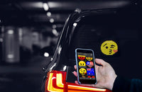 Pannello LED Emoji Animato Per Auto — Stile Moderno E Interattivo 